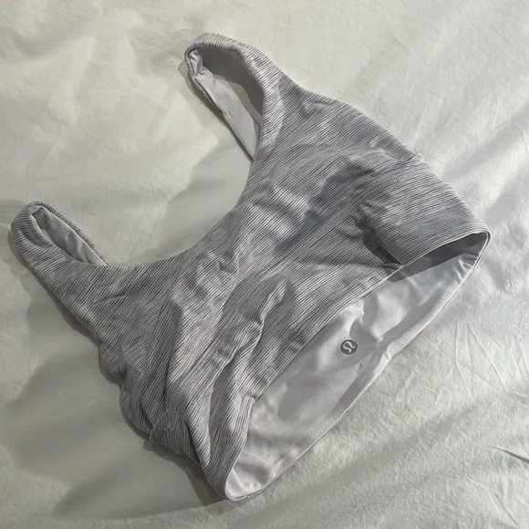 Lululemon Align Bras - Picture 3 of 7